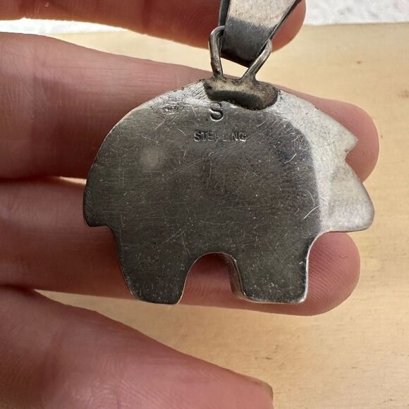Vintage Navajo Sterling And Turquoise Bear Pendant - Picture 5 of 7